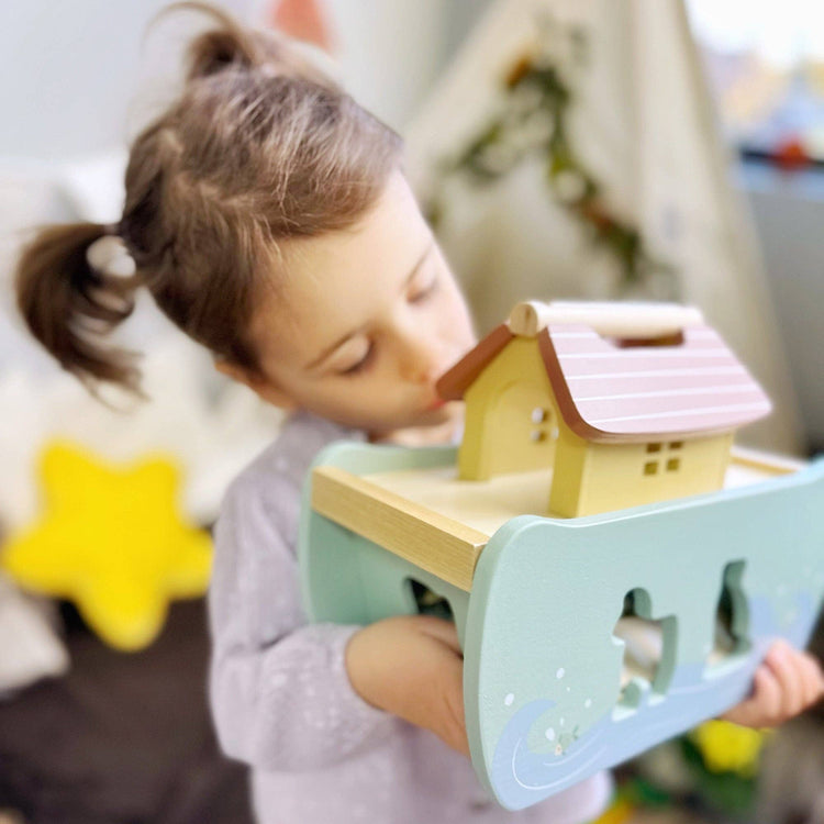 Noah’s Ark Shape Sorter – Wooden Animal Toy Ages 2+