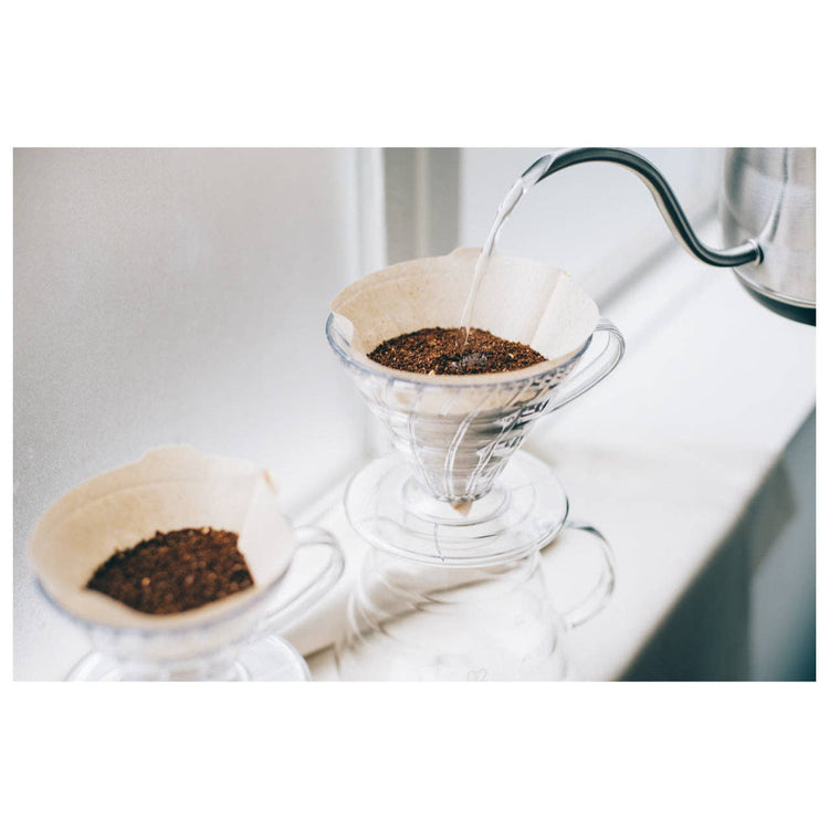 V60 Paper Filters: White / 100 Sheets Boxed 02