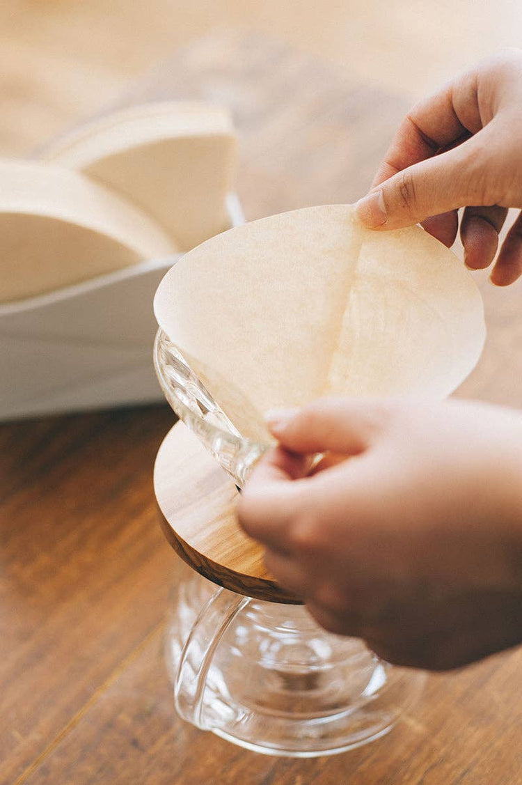 V60 Paper Filters: White / 100 Sheets Boxed 02